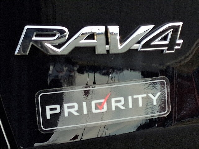 Thumbnail: 2025 Toyota RAV4 - 20