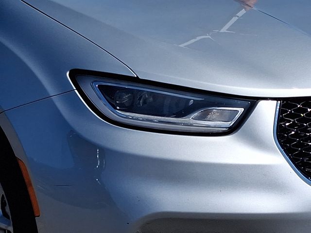 Thumbnail: 2024 Chrysler Pacifica - 7