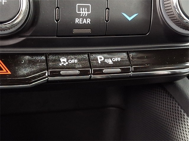 Thumbnail: 2025 Dodge Durango - 27