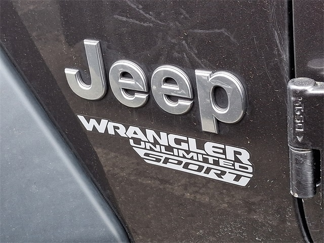 Thumbnail: 2018 Jeep Wrangler - 27