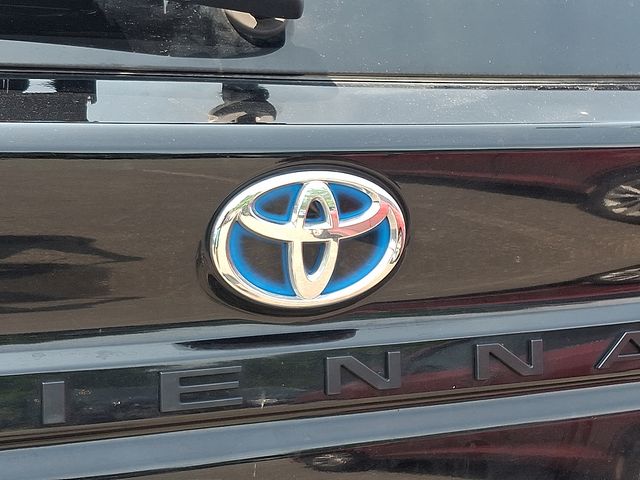 Thumbnail: 2024 Toyota Sienna - 8