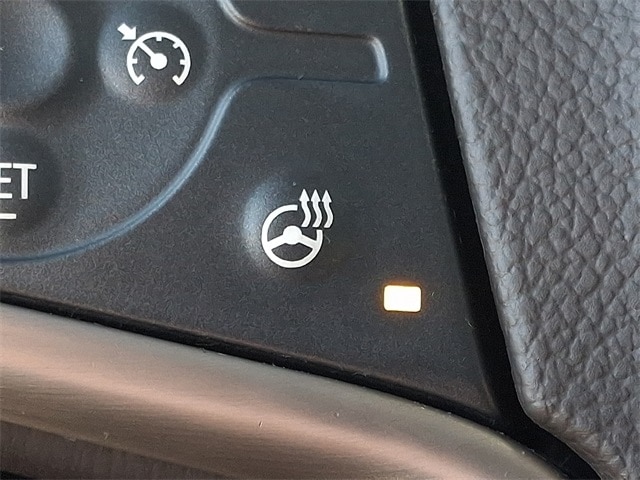 Thumbnail: 2017 GMC Yukon - 29