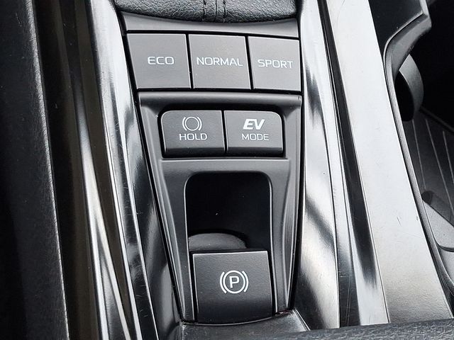 Thumbnail: 2025 Toyota Camry - 22