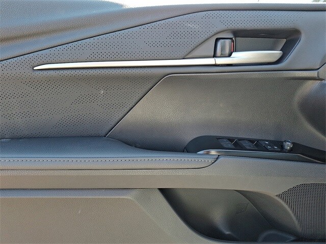 Thumbnail: 2026 Toyota Camry - 9