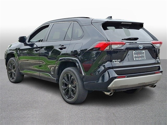 Thumbnail: 2022 Toyota RAV4 - 6