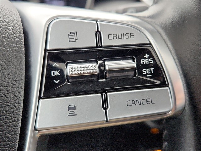 Thumbnail: 2022 Kia Telluride - 25