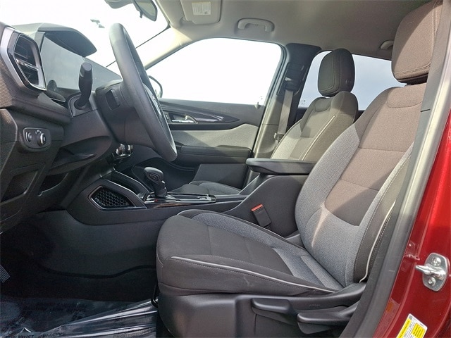 Thumbnail: 2025 Chevrolet TrailBlazer - 13