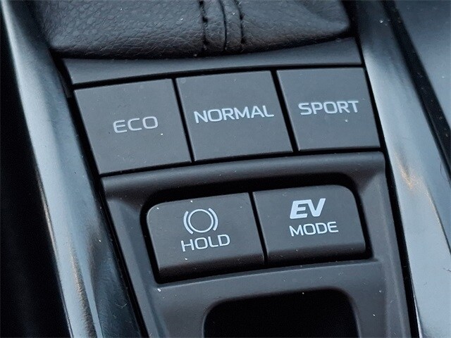 Thumbnail: 2025 Toyota Camry - 23