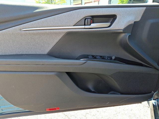 Thumbnail: 2026 Toyota Camry - 10