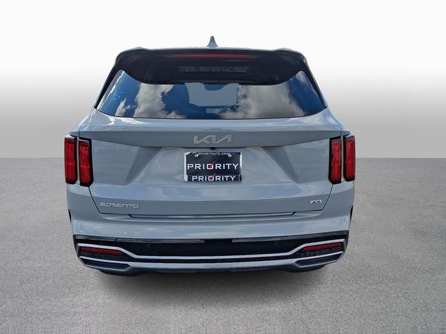 Thumbnail: 2023 Kia Sorento - 5