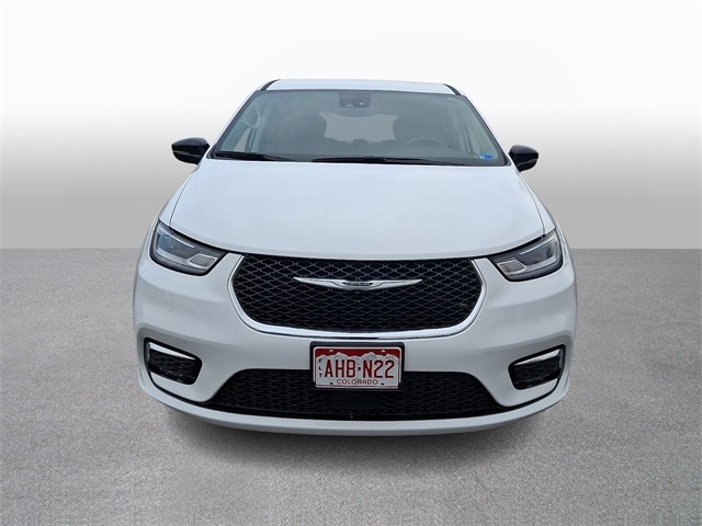 Thumbnail: 2024 Chrysler Pacifica - 2