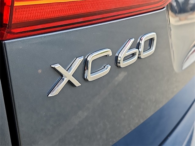 Thumbnail: 2024 Volvo XC60 - 28