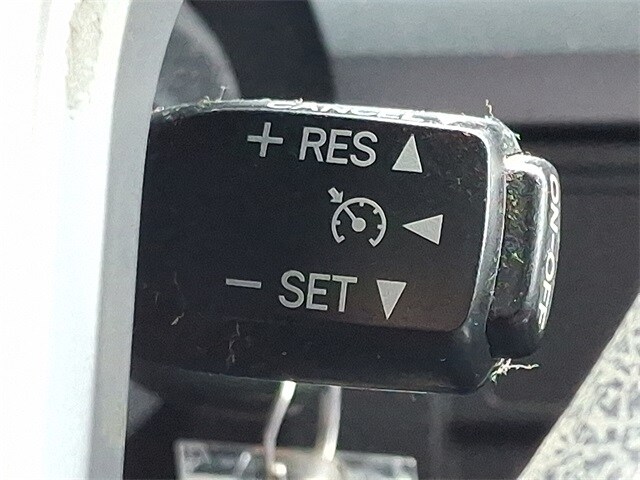 Thumbnail: 2016 Toyota Tundra - 24