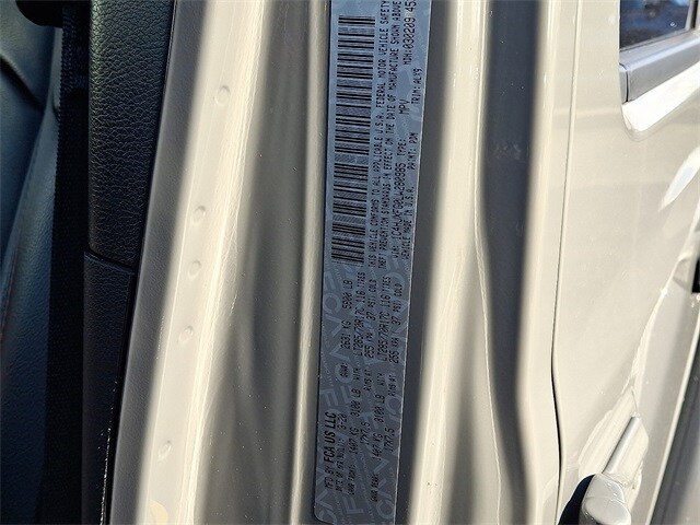 Thumbnail: 2020 Jeep Wrangler - 30