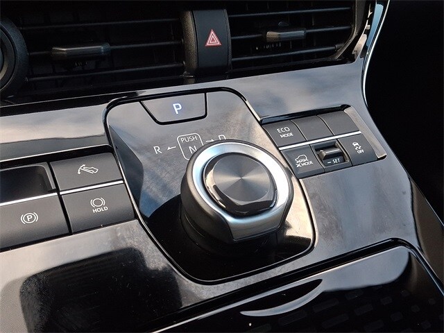 Thumbnail: 2024 Toyota bZ4X - 15