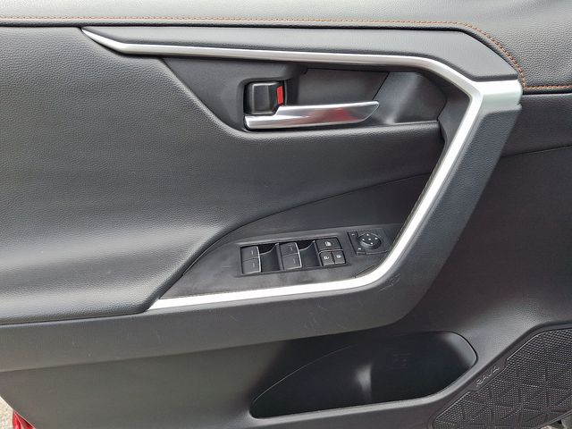 Thumbnail: 2024 Toyota RAV4 - 12