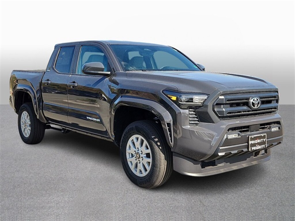 New 2025 Toyota Tacoma SR5 Truck