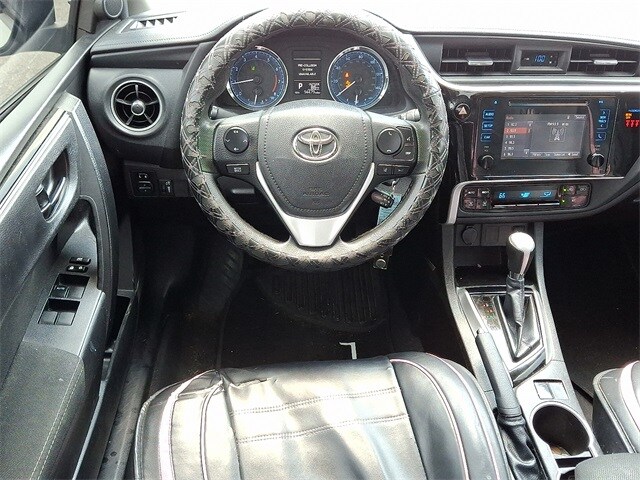 2019 Toyota Corolla LE 11