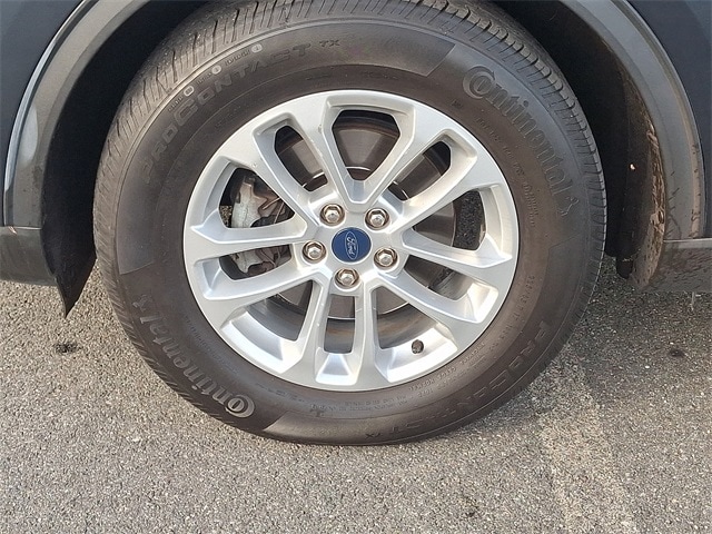 Thumbnail: 2022 Ford Escape - 8