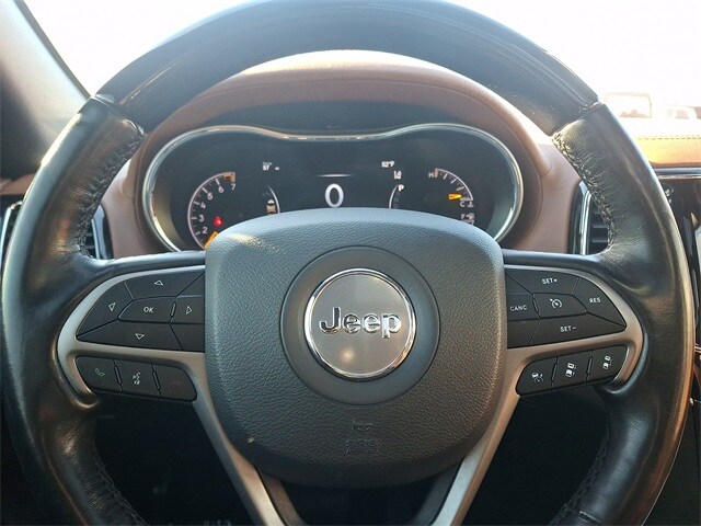 Thumbnail: 2020 Jeep Grand Cherokee - 20