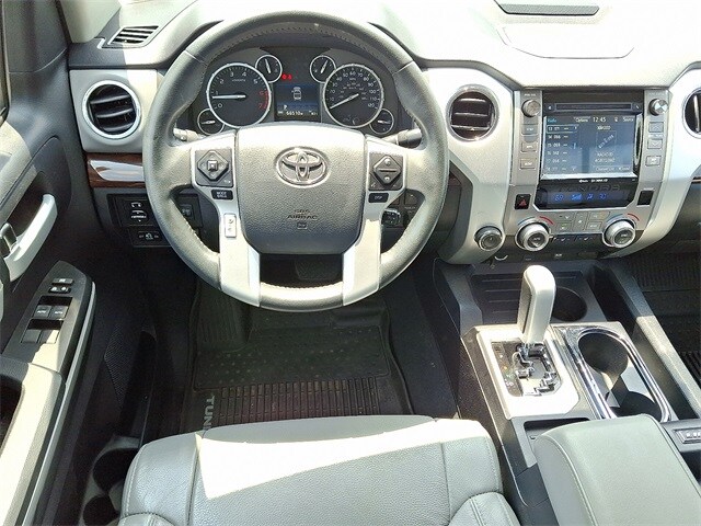 2017 Toyota Tundra Limited 11