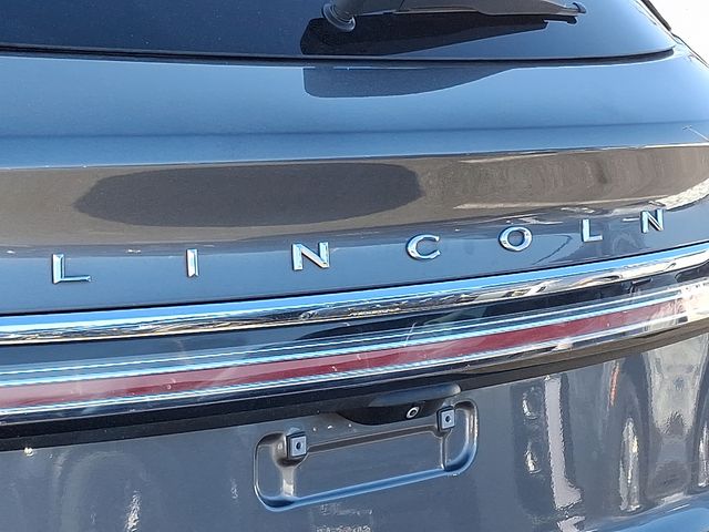 Thumbnail: 2023 Lincoln Nautilus - 28