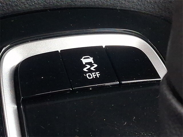 Thumbnail: 2025 Toyota Corolla - 21