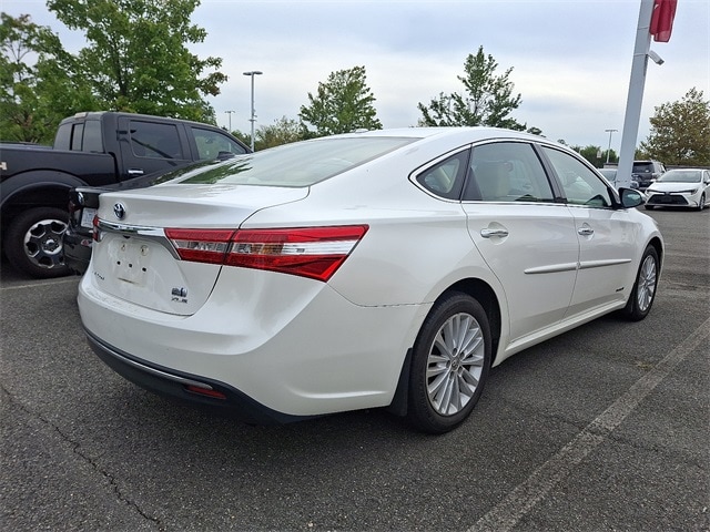 Thumbnail: 2015 Toyota Avalon - 5