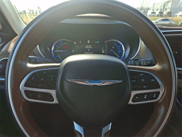 Thumbnail: 2021 Chrysler Pacifica - 20