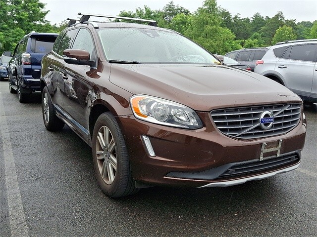 Thumbnail: 2016 Volvo XC60 - 3