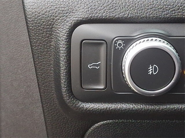 Thumbnail: 2021 Ford Explorer - 22