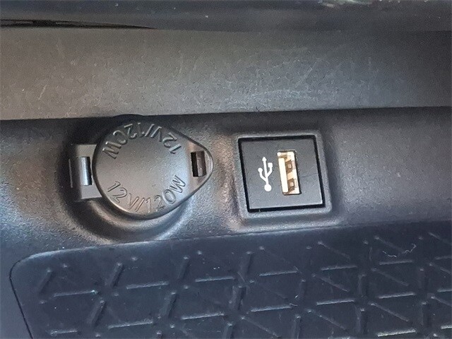 Thumbnail: 2025 Toyota RAV4 - 27