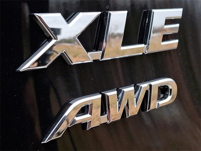 Thumbnail: 2025 Toyota RAV4 - 22