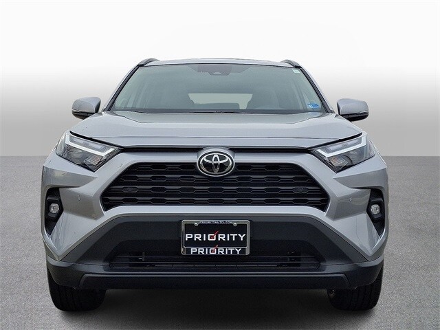 Thumbnail: 2025 Toyota RAV4 - 2
