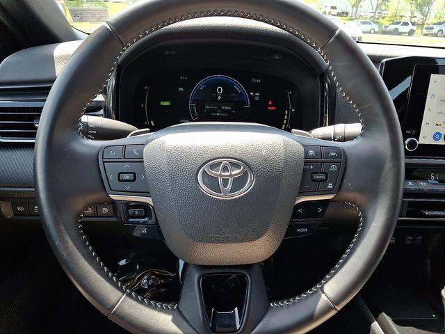 Thumbnail: 2025 Toyota Camry - 19