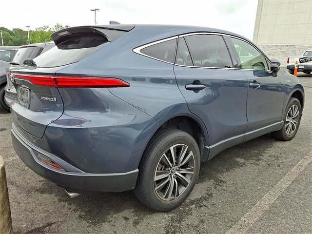 Thumbnail: 2021 Toyota Venza - 7