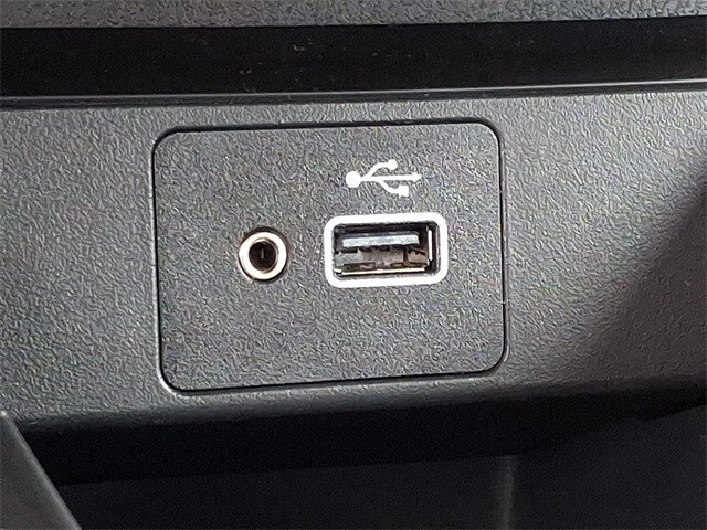 Thumbnail: 2025 Nissan Kicks - 24