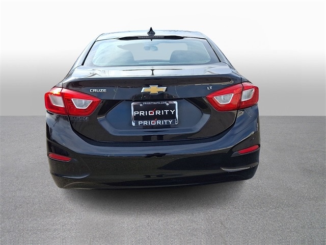 Thumbnail: 2016 Chevrolet Cruze - 5
