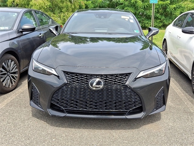 Thumbnail: 2021 Lexus IS - 4
