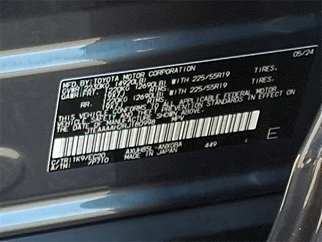 Thumbnail: 2024 Toyota Venza - 31