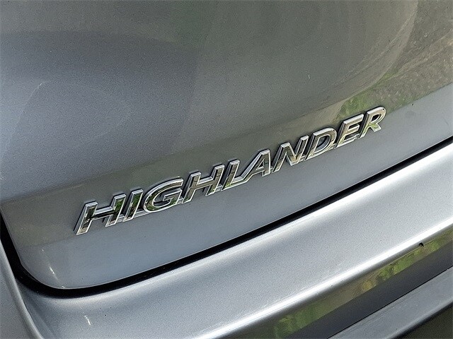 2016 Toyota Highlander XLE 9