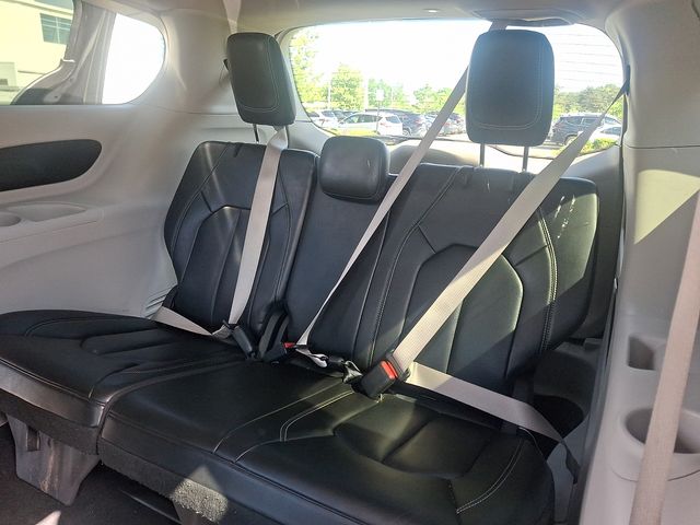 Thumbnail: 2023 Chrysler Pacifica - 11