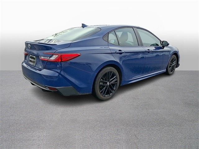 Thumbnail: 2025 Toyota Camry - 4