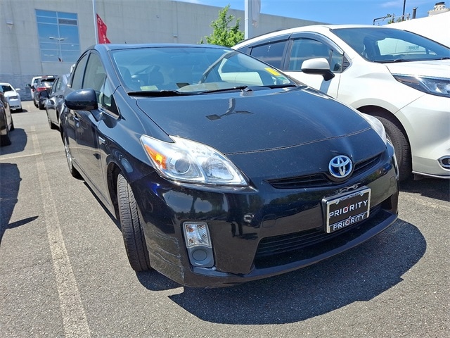 Thumbnail: 2010 Toyota Prius - 3