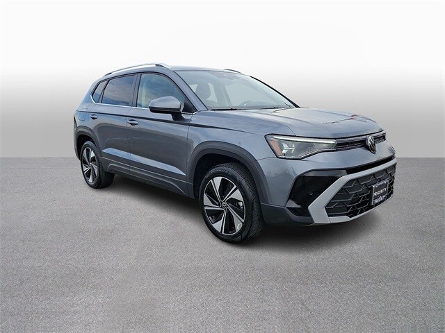 Thumbnail: 2025 Volkswagen Taos - 3