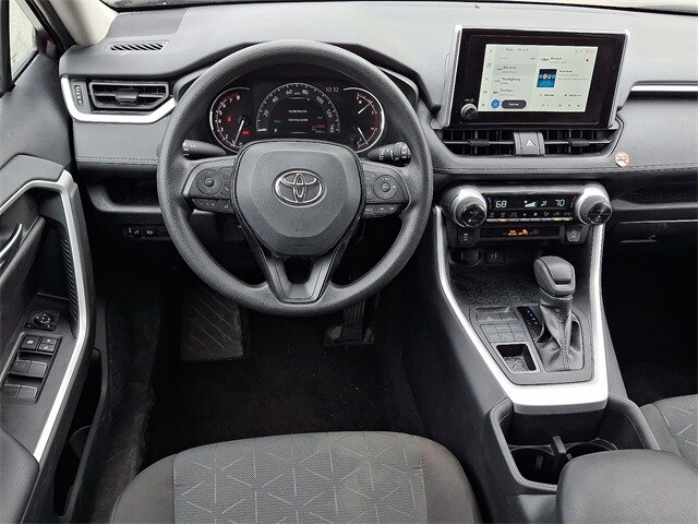 Thumbnail: 2025 Toyota RAV4 - 11