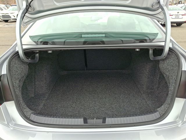 Thumbnail: 2025 Volkswagen Jetta - 30