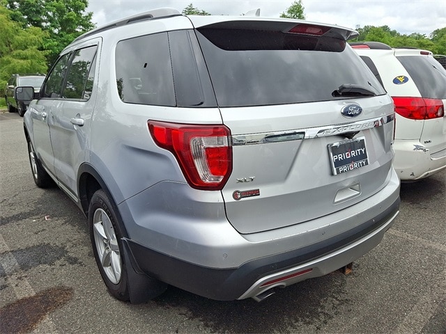 2017 Ford Explorer XLT 7