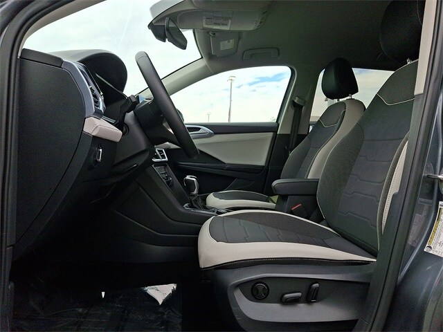 Thumbnail: 2025 Volkswagen Taos - 13