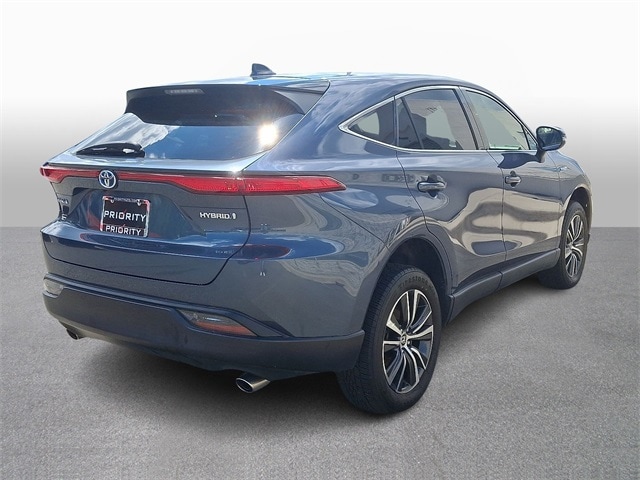 Thumbnail: 2021 Toyota Venza - 4